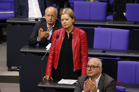 201. Sitzung des Deutschen Bundestages in Berlin