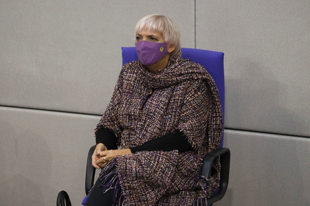 201. Sitzung des Deutschen Bundestages in Berlin