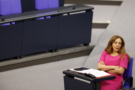 201. Sitzung des Deutschen Bundestages in Berlin