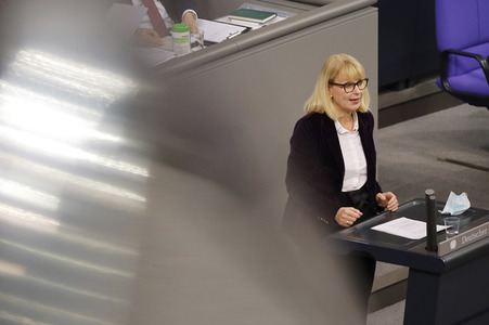 201. Sitzung des Deutschen Bundestages in Berlin