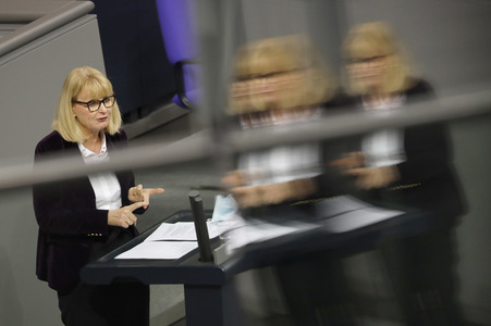 201. Sitzung des Deutschen Bundestages in Berlin