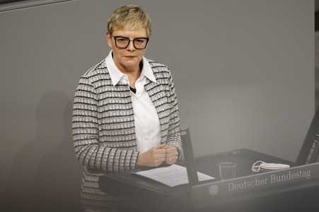 201. Sitzung des Deutschen Bundestages in Berlin