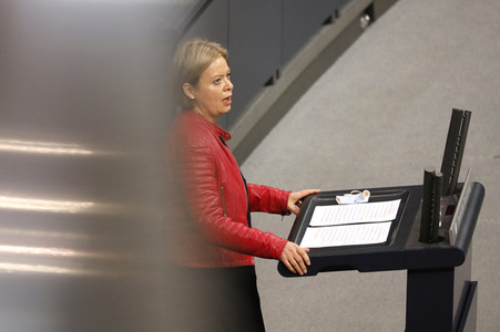 201. Sitzung des Deutschen Bundestages in Berlin