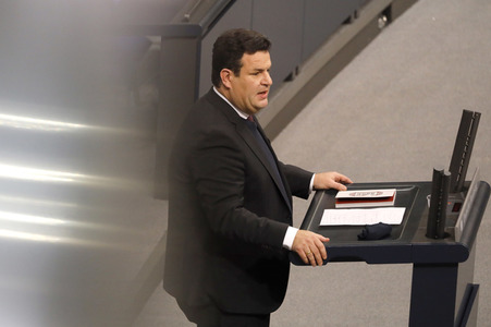 201. Sitzung des Deutschen Bundestages in Berlin