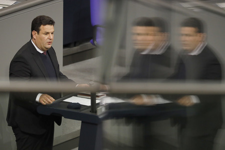 201. Sitzung des Deutschen Bundestages in Berlin