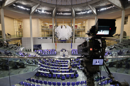 201. Sitzung des Deutschen Bundestages in Berlin