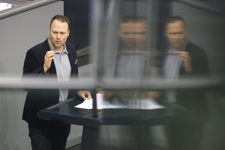 202. Sitzung des Deutschen Bundestages in Berlin