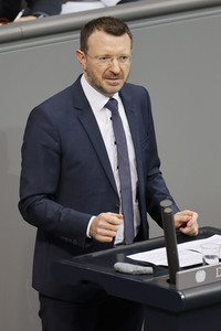 202. Sitzung des Deutschen Bundestages in Berlin