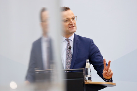 Pressekonferenz mit Jens Spahn in Berlin