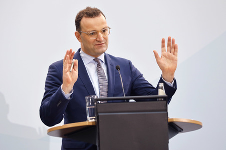 Pressekonferenz mit Jens Spahn in Berlin