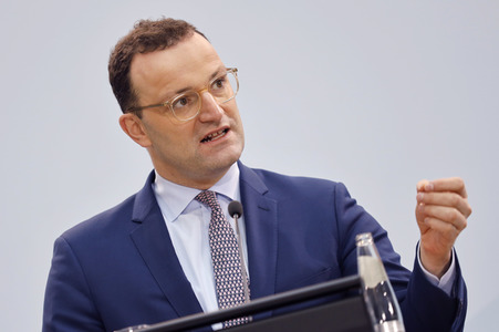 Pressekonferenz mit Jens Spahn in Berlin