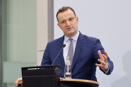 Pressekonferenz mit Jens Spahn in Berlin