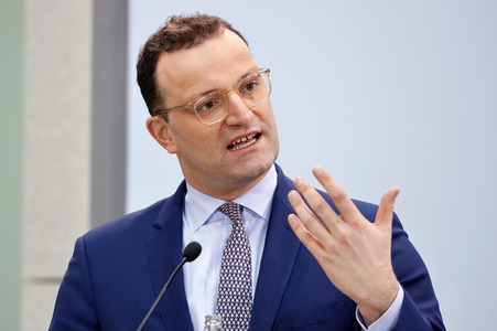 Pressekonferenz mit Jens Spahn in Berlin