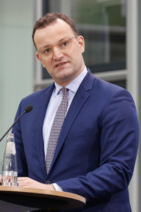 Pressekonferenz mit Jens Spahn in Berlin