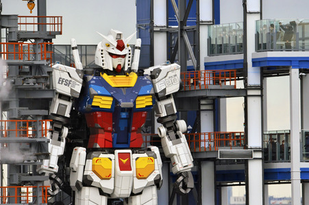 Eröffnung der Gundam Factory in Yokohama