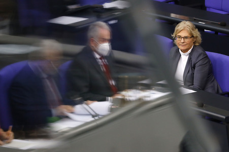 202. Sitzung des Deutschen Bundestages in Berlin