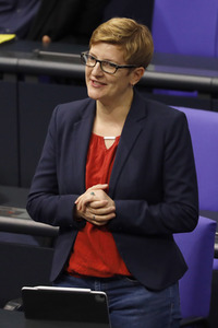 201. Sitzung des Deutschen Bundestages in Berlin