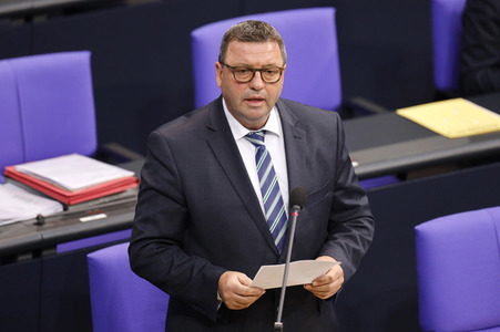 201. Sitzung des Deutschen Bundestages in Berlin