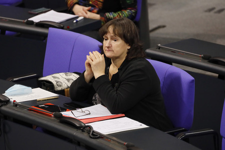 201. Sitzung des Deutschen Bundestages in Berlin