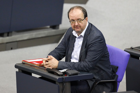 202. Sitzung des Deutschen Bundestages in Berlin