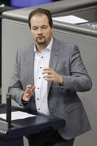 202. Sitzung des Deutschen Bundestages in Berlin