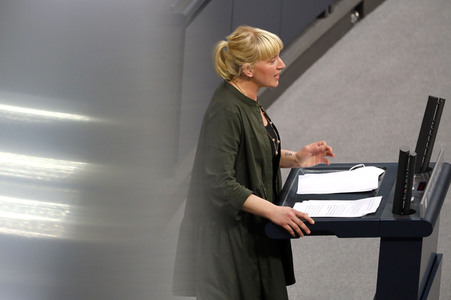 202. Sitzung des Deutschen Bundestages in Berlin