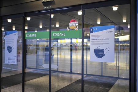 Symbolfoto Flughafen während des Lockdowns