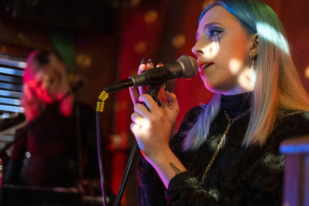 Konzert von Kaelan Mikla in Reykjavik