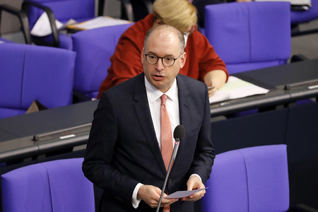 201. Sitzung des Deutschen Bundestages in Berlin