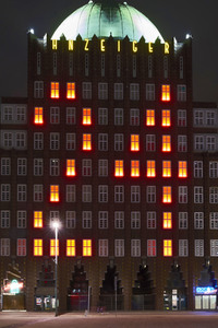 Anzeigerhochhaus Advendskalender in Hannover