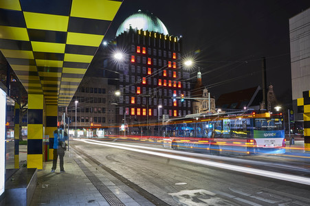 Anzeigerhochhaus Advendskalender in Hannover
