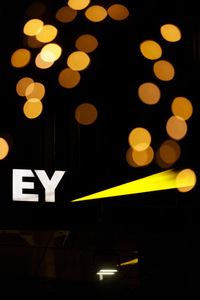 Symbolfoto Ernst & Young