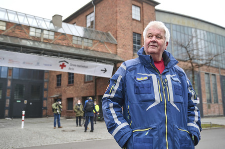 Inbetriebnahme des Corona-Impfzentrums in der Arena Berlin