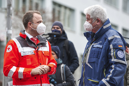 Inbetriebnahme des Corona-Impfzentrums in der Arena Berlin