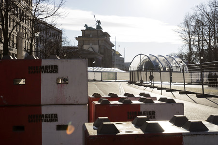Vorbereitungen zur Silvesterfeier am Brandenburger Tor in Berlin