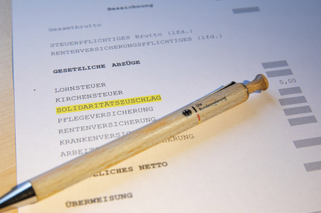 Symbolfoto Teilweiser Wegfall des Solidaritätszuschlages