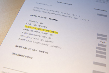 Symbolfoto Teilweiser Wegfall des Solidaritätszuschlages