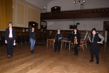 Konzert von Lizzy und die weißen Lilien in Haar