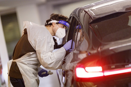 Symbolfoto Corona-Testzentrum