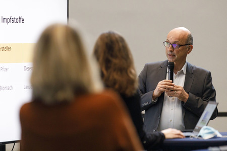 Pressekonferenz zur Impfstrategie der Stadt Köln
