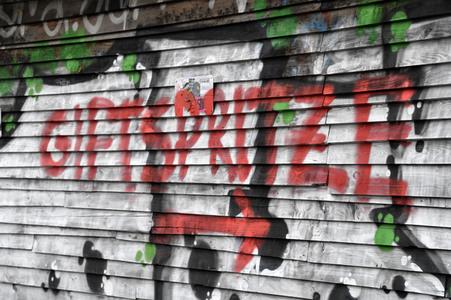 Graffiti zur Corona-Impfung in Berlin