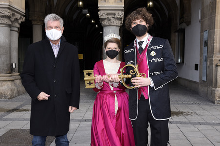 Fototermin mit dem Narrhalla Faschingsprinzenpaar 2021 in München