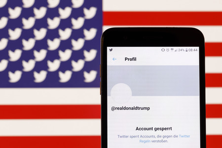 Symbolbild Twitter sperrt Trump