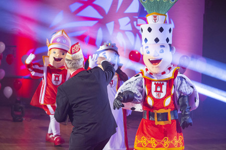 Proklamation des Porzer Dreigestirn in Köln