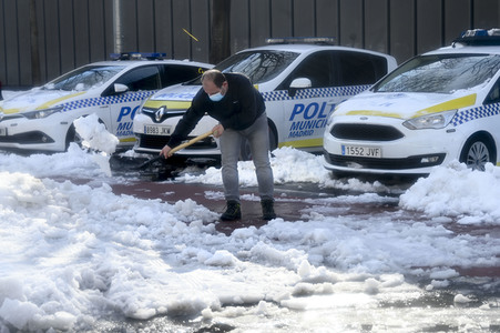 Nach dem Sturmtief Filomena in der Region Madrid