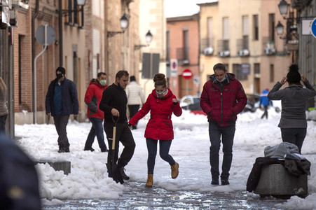 Nach dem Sturmtief Filomena in der Region Madrid