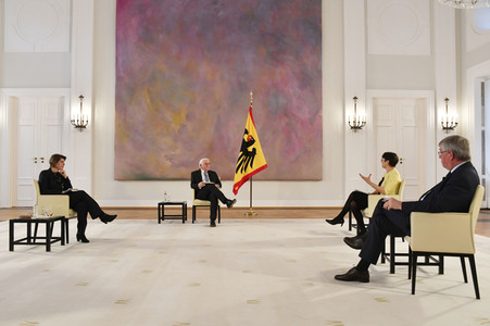 Gespräch des Bundespräsidenten mit Historikern in Berlin