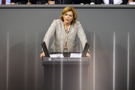 203. Sitzung des Deutschen Bundestages in Berlin