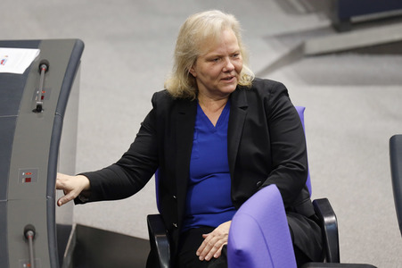 204. Sitzung des Deutschen Bundestages in Berlin