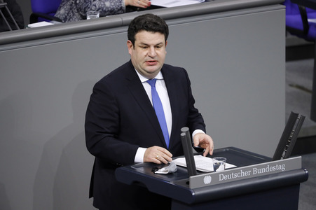 204. Sitzung des Deutschen Bundestages in Berlin